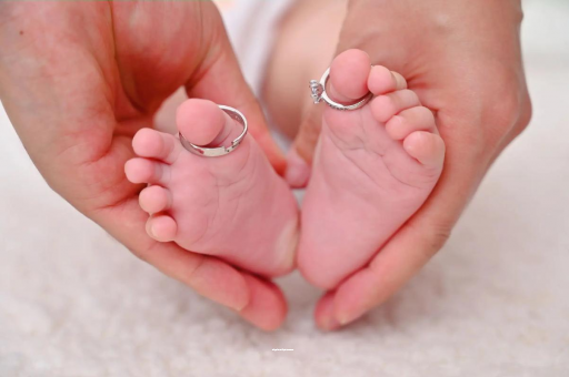 邓州孕妇两个月肚子疼